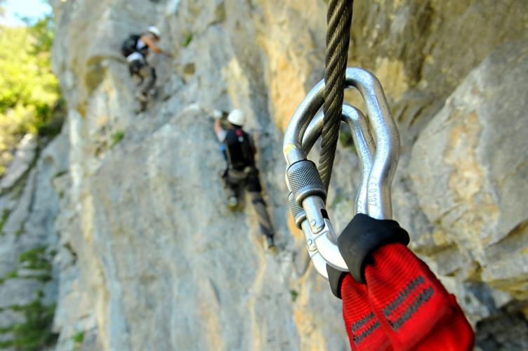 On prépare les longes ce matin ! Via ferrata pour tous !