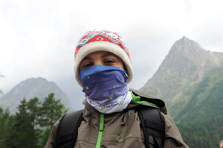 Sous un temps légèrement menaçant, nous voici prêts et équipés pour une jolie rando en montagne!