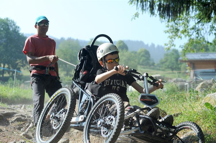 Départ sur les chapeaux de roues!