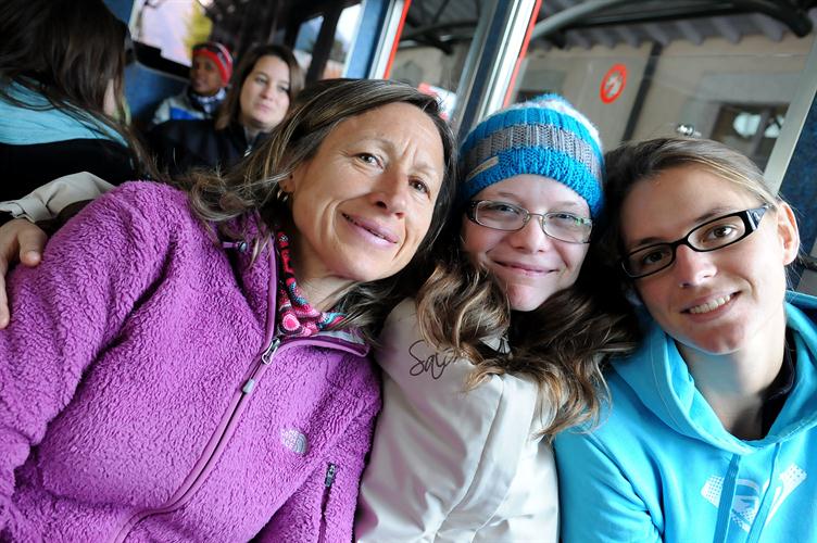 3 copines des cimes en route pour la fraîcheur ! (Sylvie, Mélanie et Léa)
