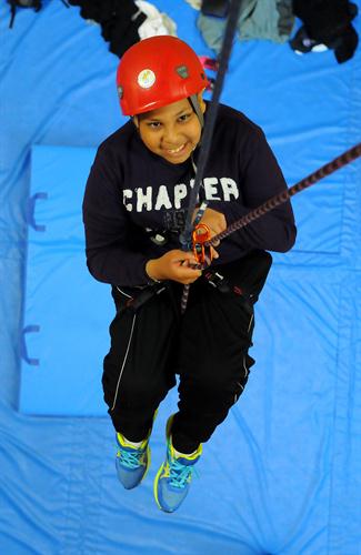 Mohamed suspendu dans les airs !