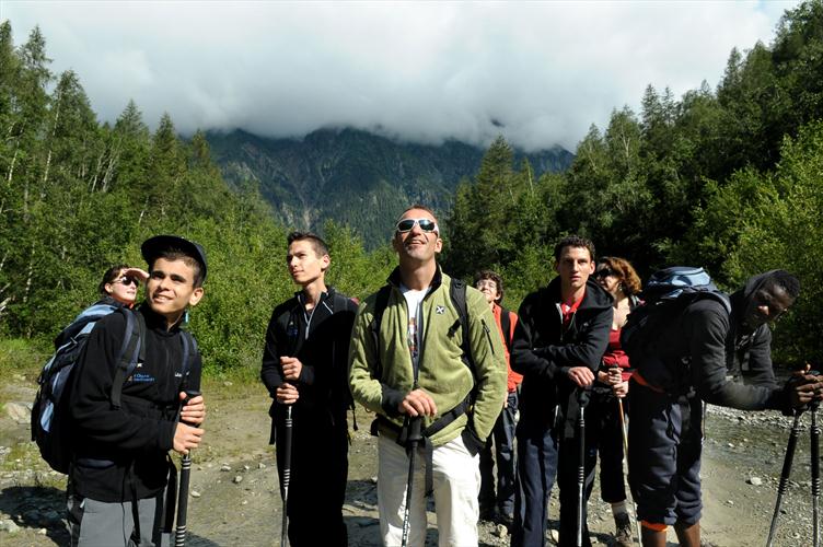 Au pied du glacier majestueux, les regards éberlués de nos champions !