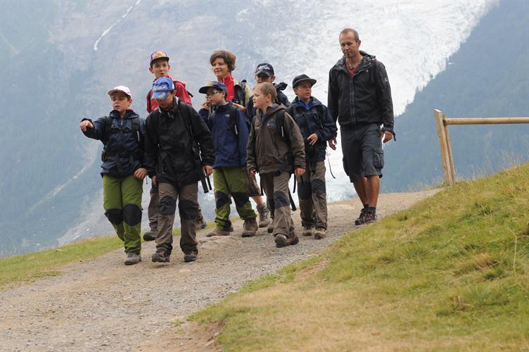 Le peloton se met en marche!