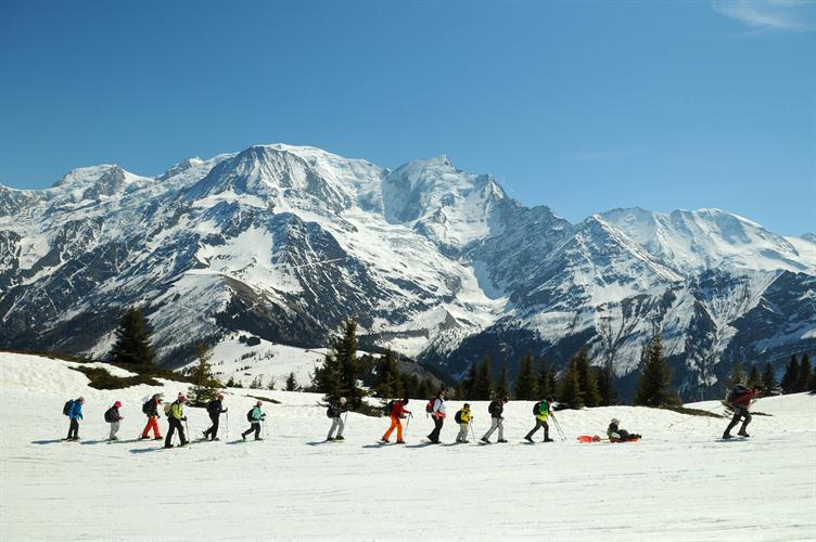 Avec pour star du décor, le massif du Mont Blanc !