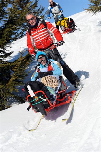 Petit slalom entre les sapins.