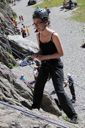 Laura se lance pour la descente!