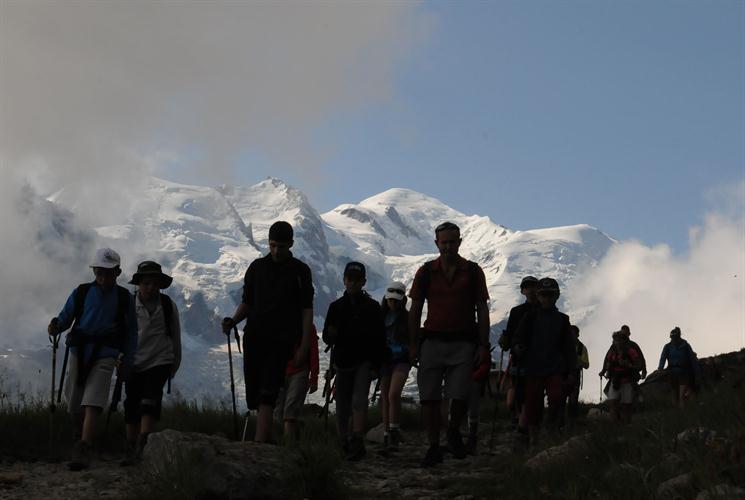 Pour décor du jour, toute la chaine du Mont-Blanc s