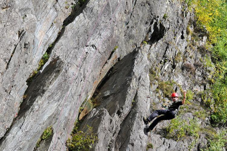 1ere descente après sa longue et belle voie, Sébastien.