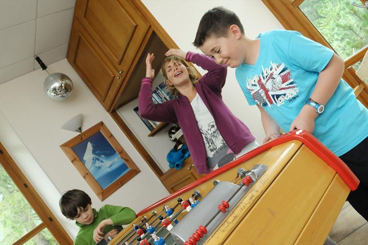 Bataille infernale cet après-midi durant le tournoi de baby ! (Alex, Robin et Rébecca)