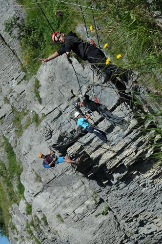 Au pont suspendu, Julien, Simon, Axel et Christophe !