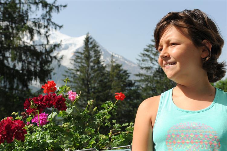 Elle est belle la vue depuis le balcon de la maison!