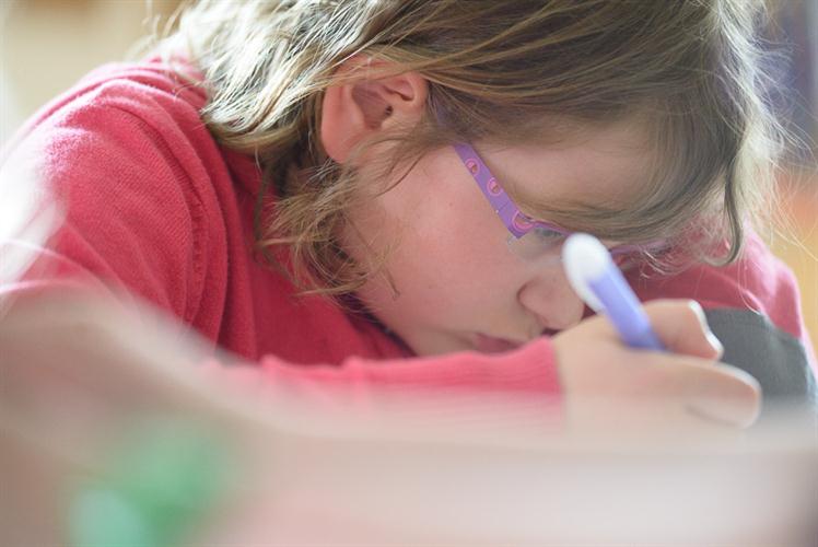 Maylis concentrée