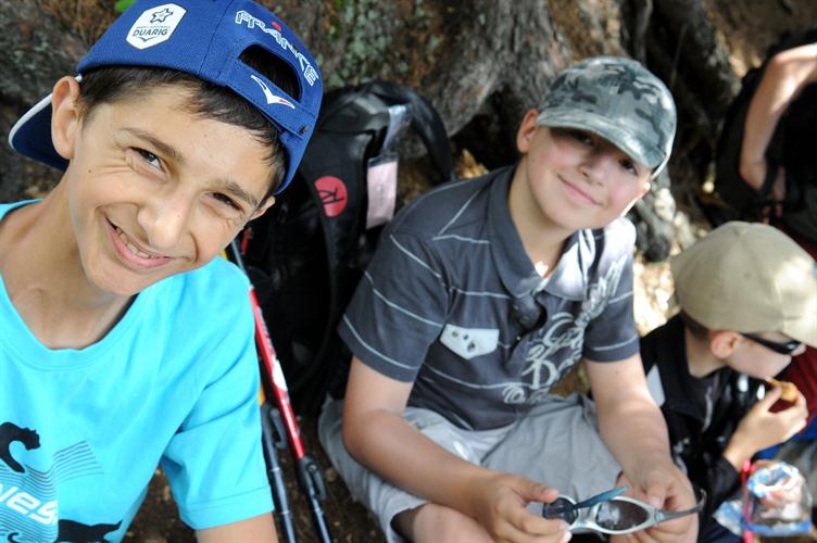 Clément et Dino, deux montagnards en herbe que rien n