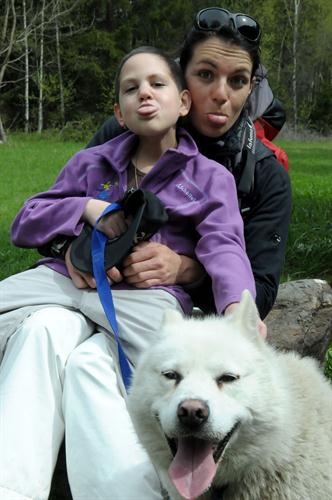 Nous ont fait comme notre Husky préféré, on tire la langue !