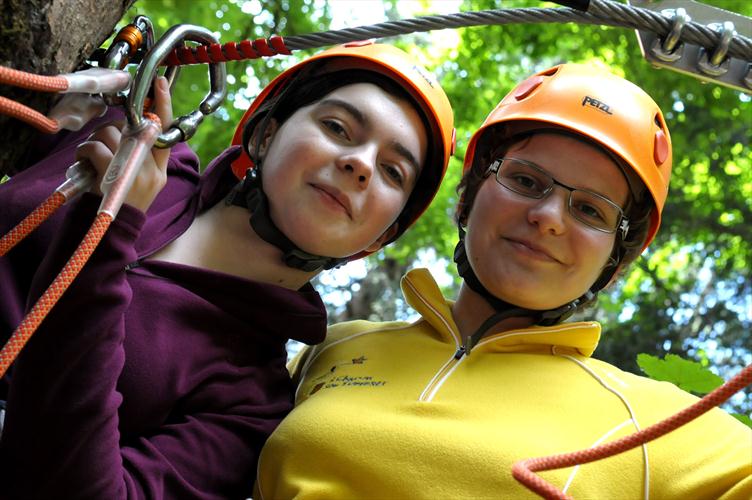 Deux copines accro l