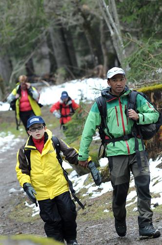 Nos deux éclaireurs de randonnée montagnarde, Bikram et Erwan !