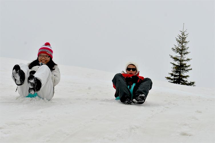 Mélanie et Lucas se livrent une course infernale !