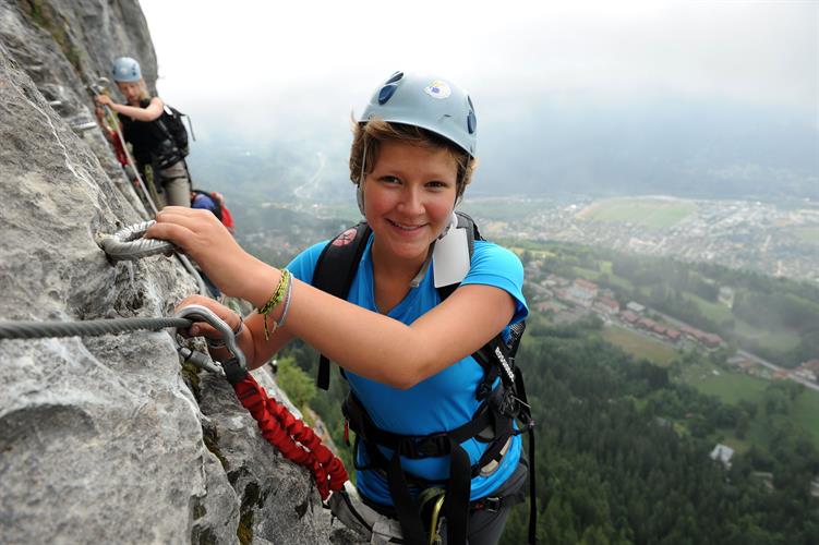 Solène sourit... elle arrive au bout du parcours!