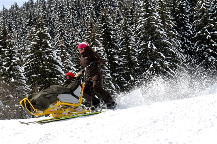 Donovan laisse toujours un nuage de neige après son passage !