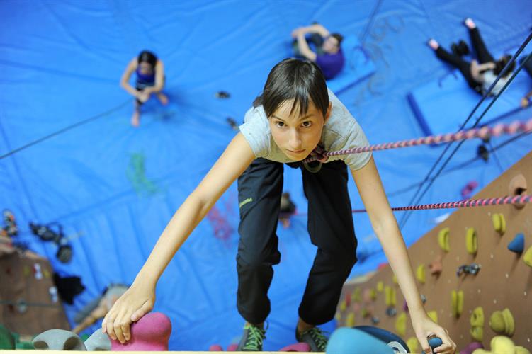 Lucylle marche sur les murs!