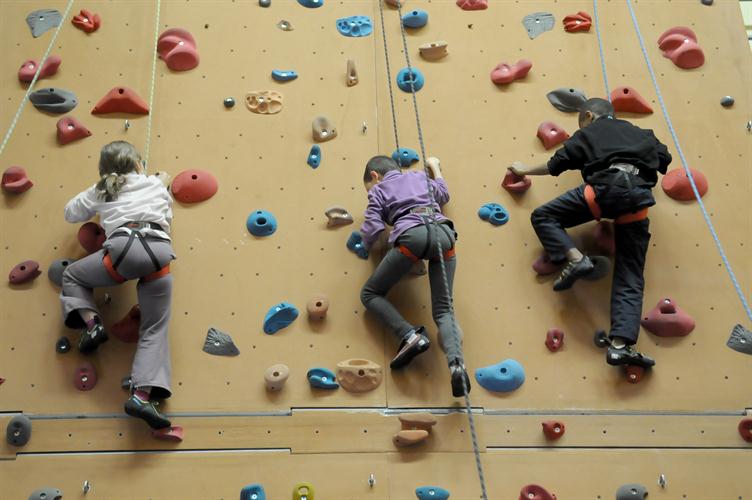 Angéle, Camille et Jérémy sont les trois finalistes d’une course acharnée !