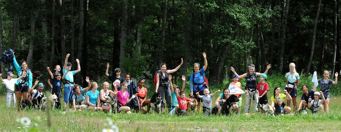 Tous réunis pour une belle et canine photo de groupe !