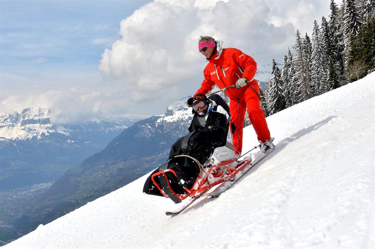 Alexandre n’en fini plus de dévaler les pistes.