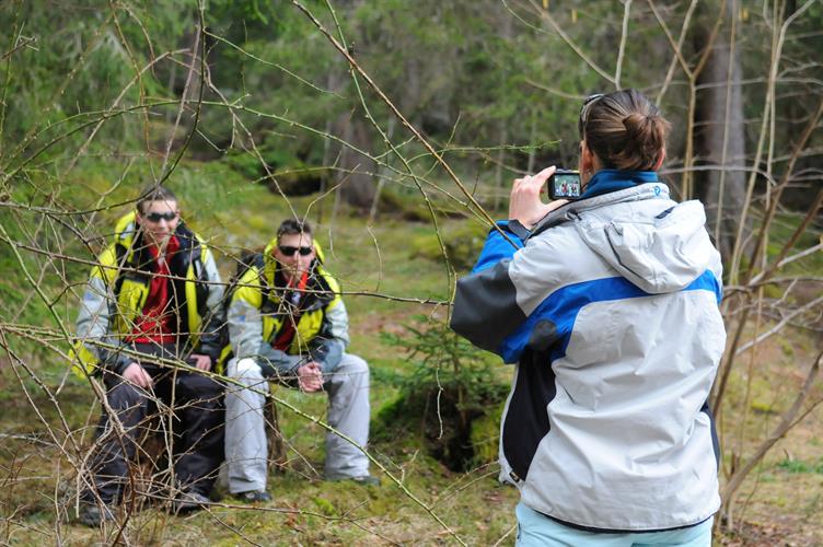 Photo de photographiés posant avec assurance et décontraction ! (Marielle, Tony et Valentin)