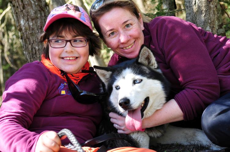 Léna, Cindy et Diesel, une équipe qui carbure !