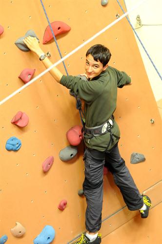 "CLIMBING UP THE WALL ! NEVER STOP !!!". Sébastien.