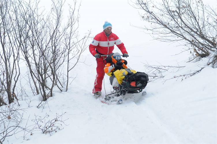 Manu et Louis près à se lancer dans le hors-piste !