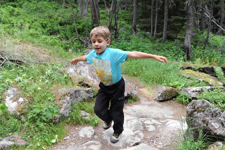 Tristan sur la piste de décollage... direction Everest!
