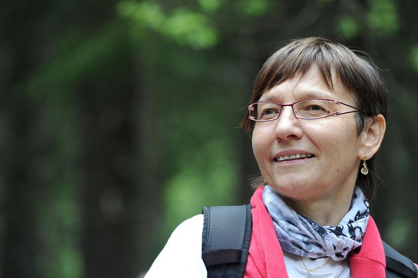 Admirative devant la nature chamoniarde...