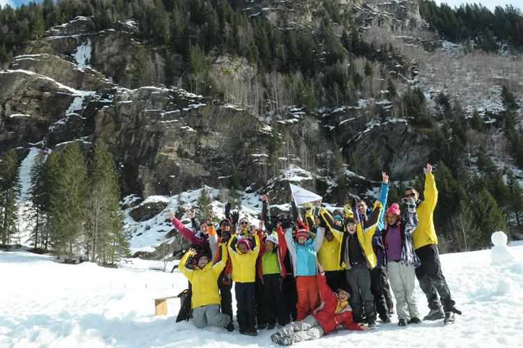 Pour conclure cette merveilleuse journée, petite réunion de groupe sous le soleil !