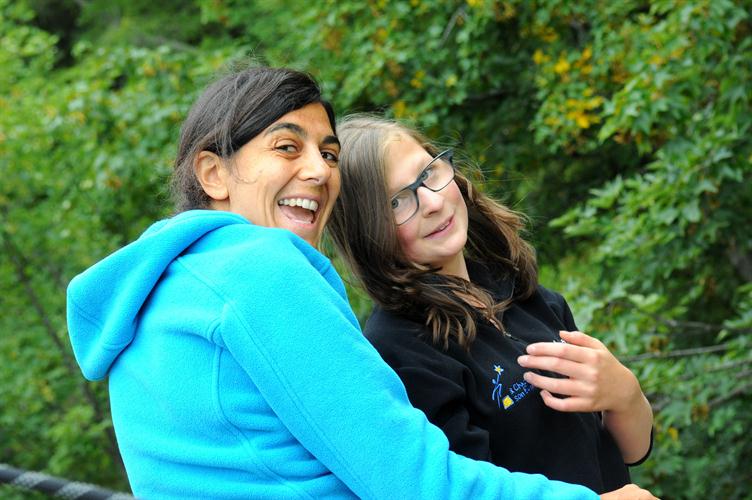 Allez, en bonus, deux des plus beaux sourires de la journée: Eglantine et Pauline !