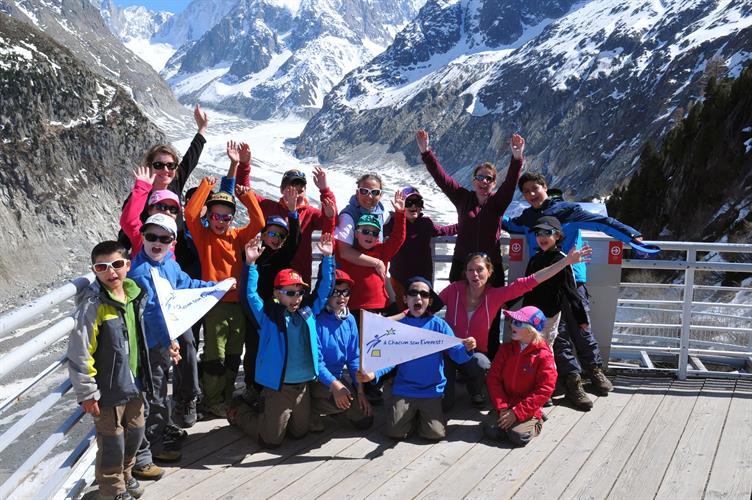 Petite photo de groupe devant le glacier géant !