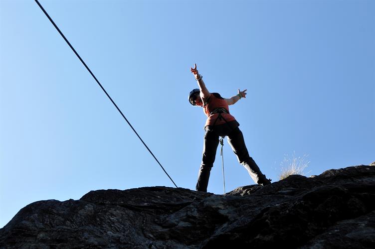 Wahouuuu !!! Descente en rappel en plein azur ! (Mandi)