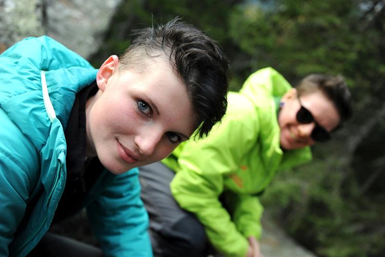 Deux comparses compères complices: Laura et Mélissa !