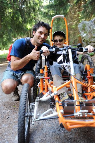 Tout le monde rit : les grands et les petits!