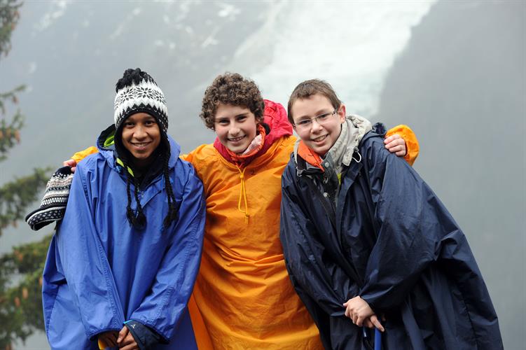 Sur fond de glacier des Bossons, triplette de champions!