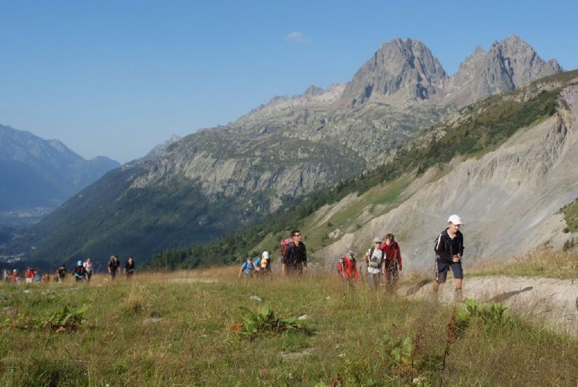 C’est parti ! Sous les aiguilles rouges nous entamons notre ascension !