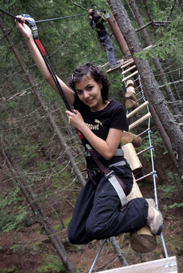 Sarah au cœur de la forêt !