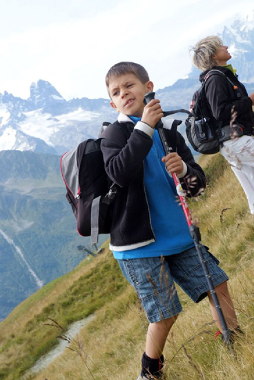Clément ne perd pas une goutte de toutes les beautés du paysage ici !