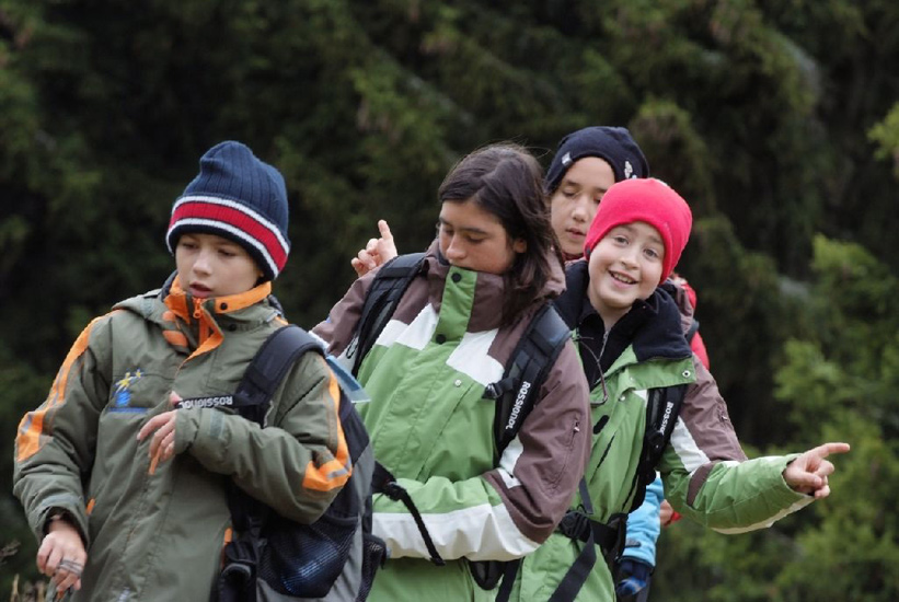 En cordée régulière et avec… discipline évidemment ! (Ben, Léola, Guillaume et Maeva)