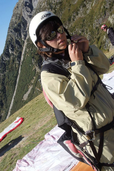 Casque obligatoire pour partir dans les airs.