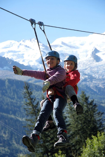 Petit vol à deux au milieu des montagnes !