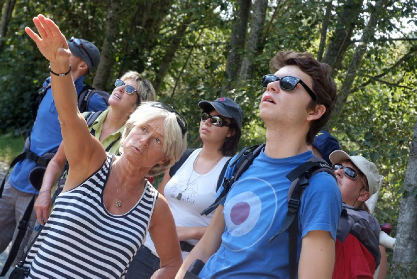 Christine nous fait découvrir les montagnes qui nous entourent.