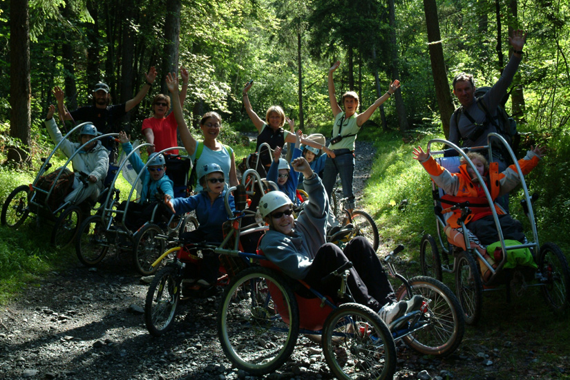 « Promenons nous dans les bois… » aujourd’hui ! Mais attention, c’est pas d’la petite promenade pépère !
