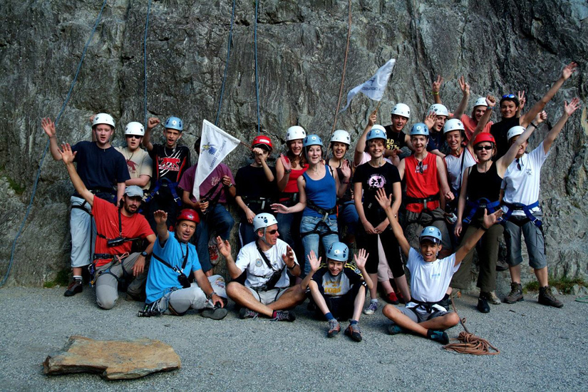 Aujourd’hui on met les casques et les chaussons d’escalade et on grimpe le plus haut possible !