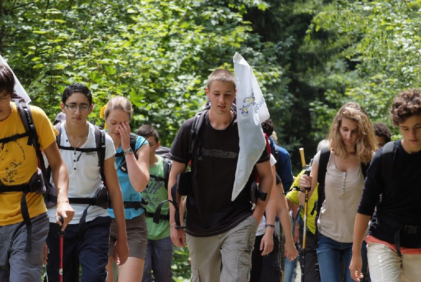 C’est reparti ! Jérome ouvrant la voie, nous repartons vers le chalet !